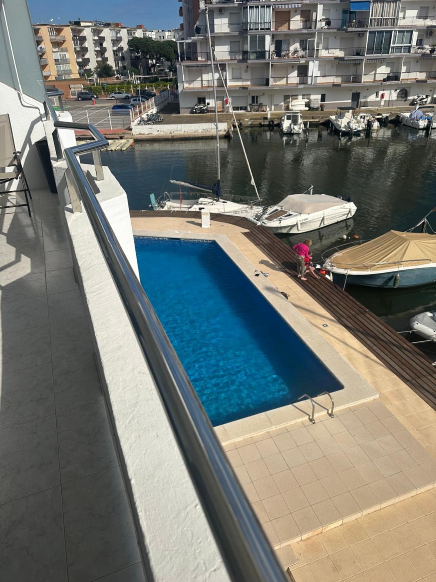 Bonito Apartamento En Roses Zona Familiar Экстерьер фото